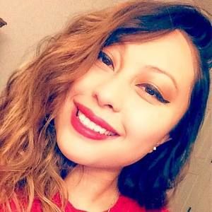 Meet your Posher, Desiree